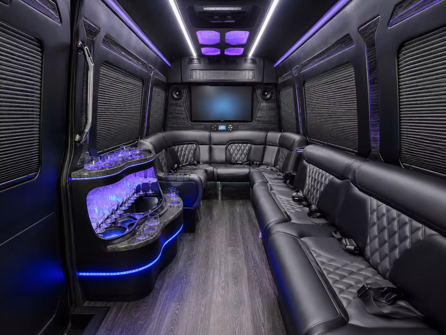 every government training event and ceremony in tampa deserves reliable group transportation