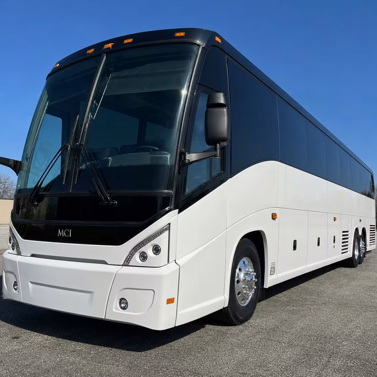 tampa charter bus rental exterior